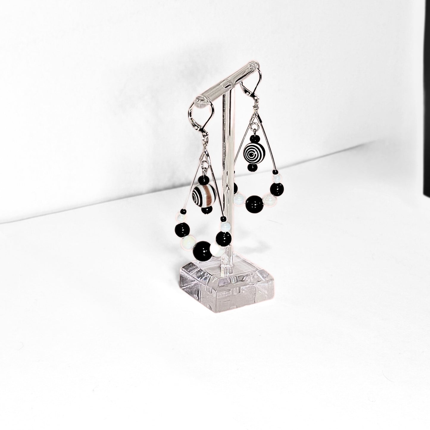The Spins (Chandelier)