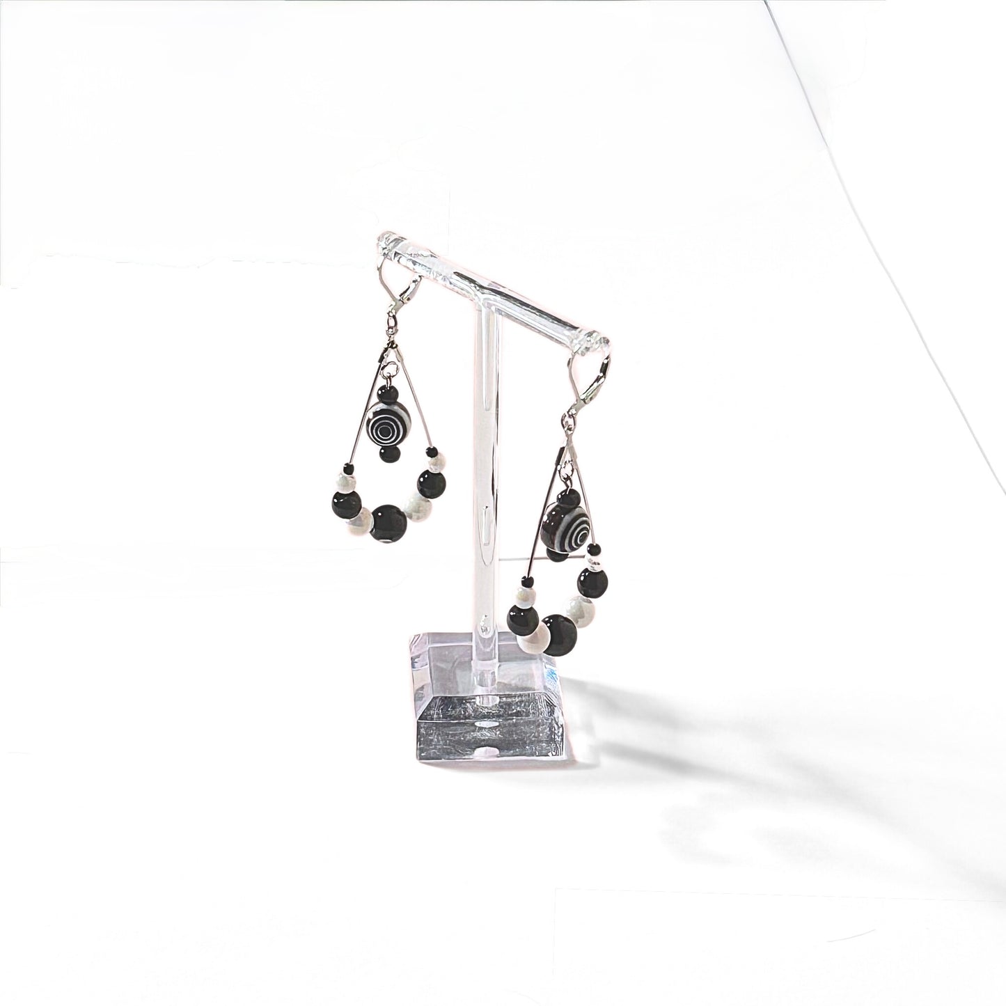 The Spins (Chandelier)