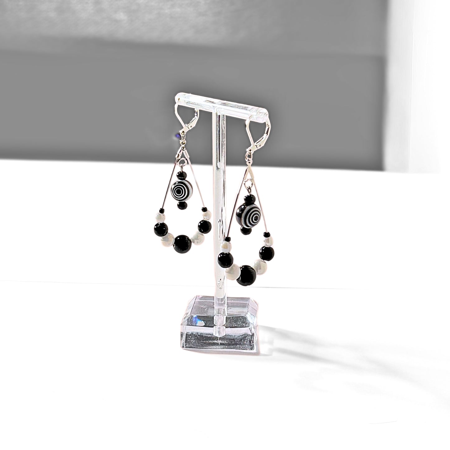 The Spins (Chandelier)